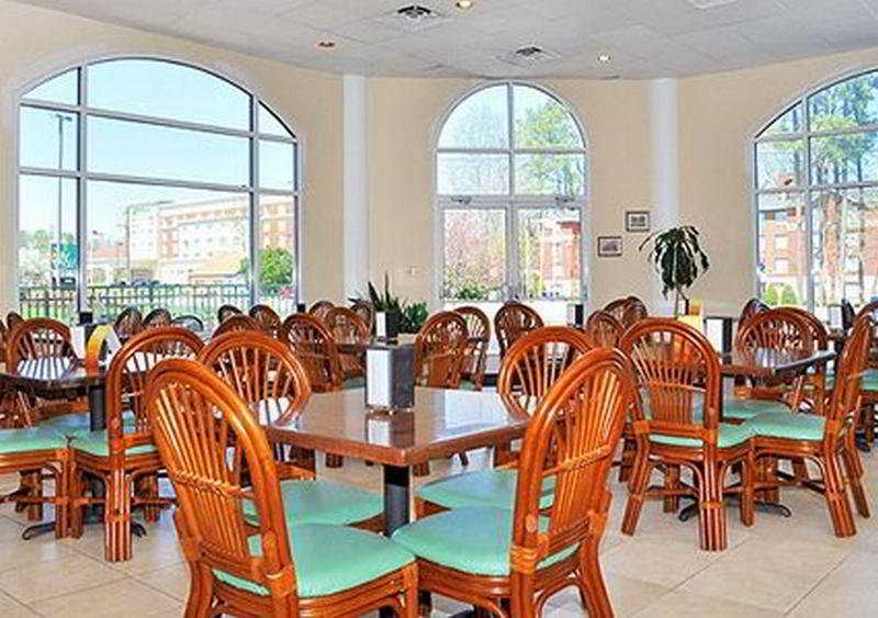 Days Inn By Wyndham Williamsburg Historic Area Экстерьер фото